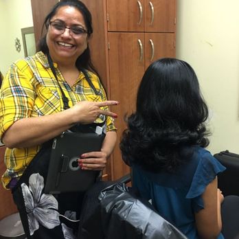 Chelsie Barber at Dandies